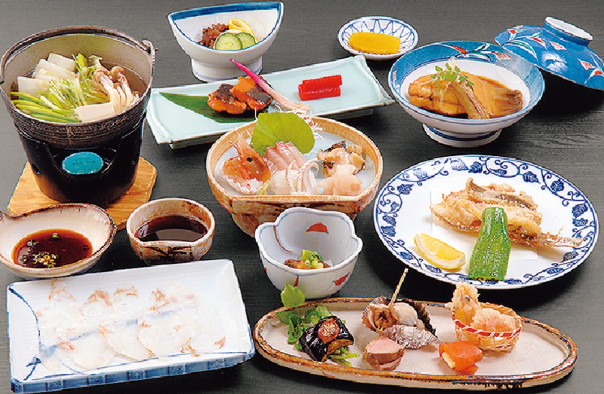 南北海道から北東北へ｜鹿部町　道南屈指の豊かな温泉と、 三つの漁場に恵まれたまち。