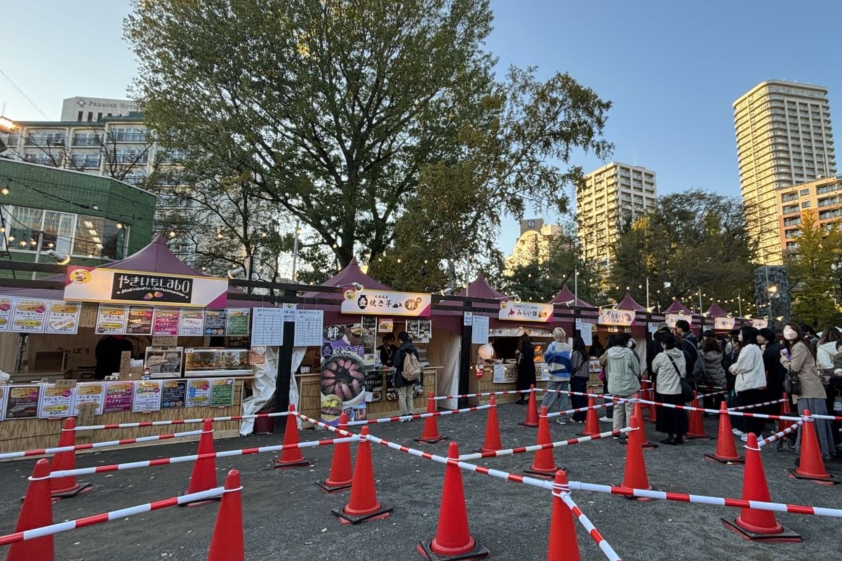 中島公園で11月4日まで開催中の「焼き芋テラス」と紅葉を堪能！