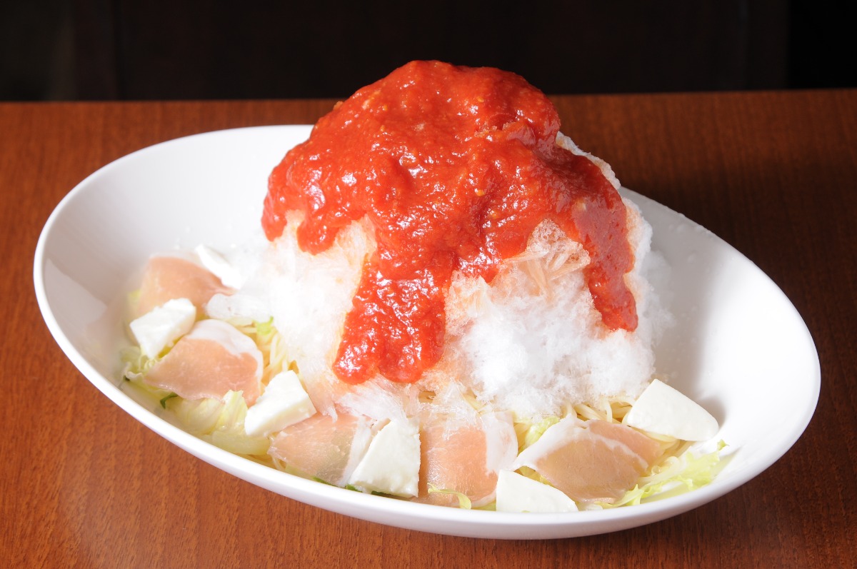 夏の定番！トマトが爽やかな、ひんやりかき氷パスタ【CAFE Luce｜奈良市】