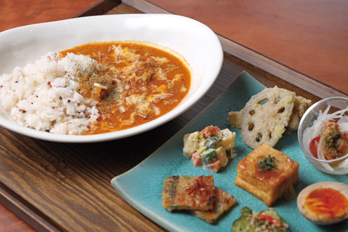 【徳島／気になるカレー】カフェで見つけた特製カレー（カフェ）