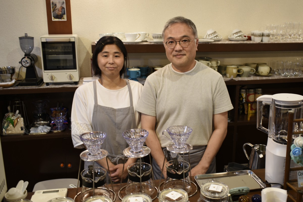 《喫茶なるん》夫婦の想いが紡ぐ喫茶店。香ばしい湯気の向こうの心地よい空間
