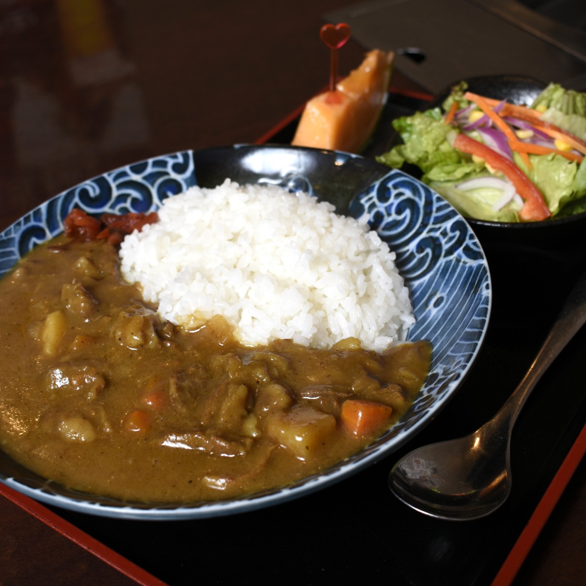 【徳島／気になるカレー】お肉自慢の背徳カレー（焼肉／定食）