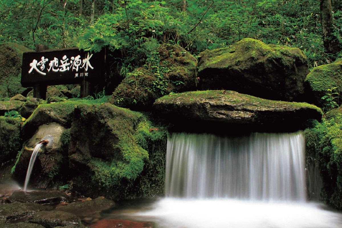 北海道移住｜東川町　天然水生活の豊かな自然。都市アクセスも良好