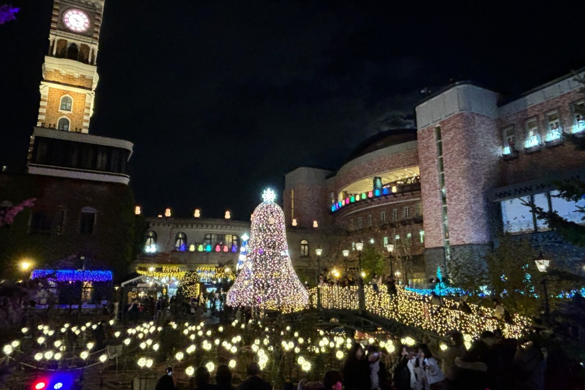 サンタさんも登場！白い恋人パークのイルミ点灯式へ行ってきた