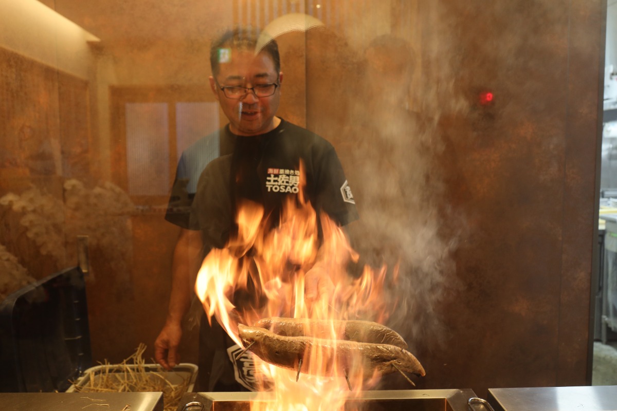 ≪海鮮藁焼き処 土佐男 TOSAO≫ 高知県まで行かなくても食べられる！ 久礼漁港から仕入れたカツオ