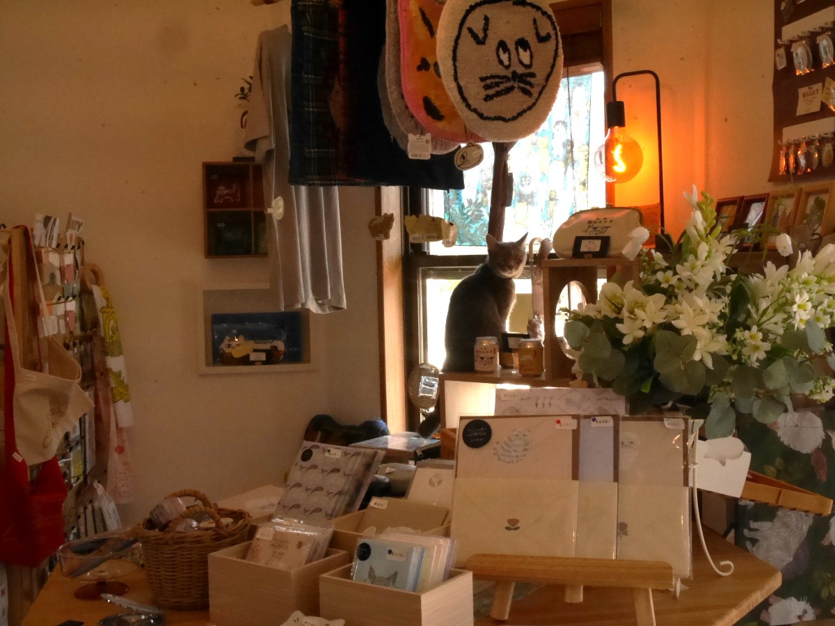 《猫の雑貨屋「猫と住む」》猫愛にあふれるこだわりの雑貨屋さん