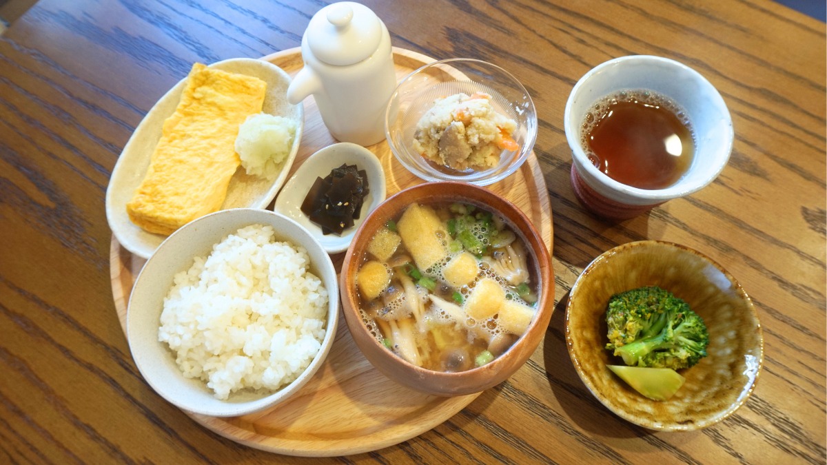 《あさひるごはん日々の》からだ想いの朝定食で元気をチャージ！