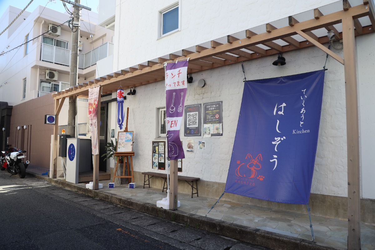【徳島スイーツ部／おやCHU】テイクアウトkitchen はしぞう（徳島市）ふわふわかき氷に完熟メロンをたっぷり！かき氷パフェが登場