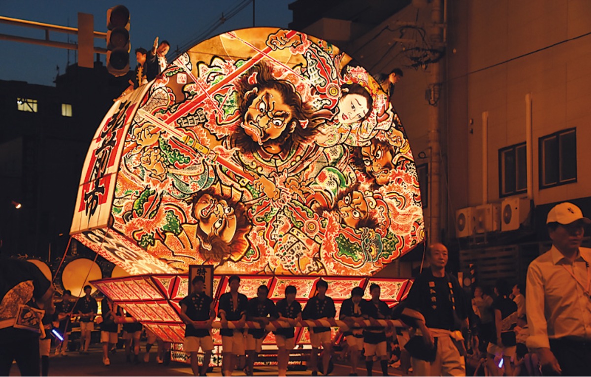 南北海道から北東北へ｜弘前市　弘前藩の城下町として栄えた、 桜とりんごのまち