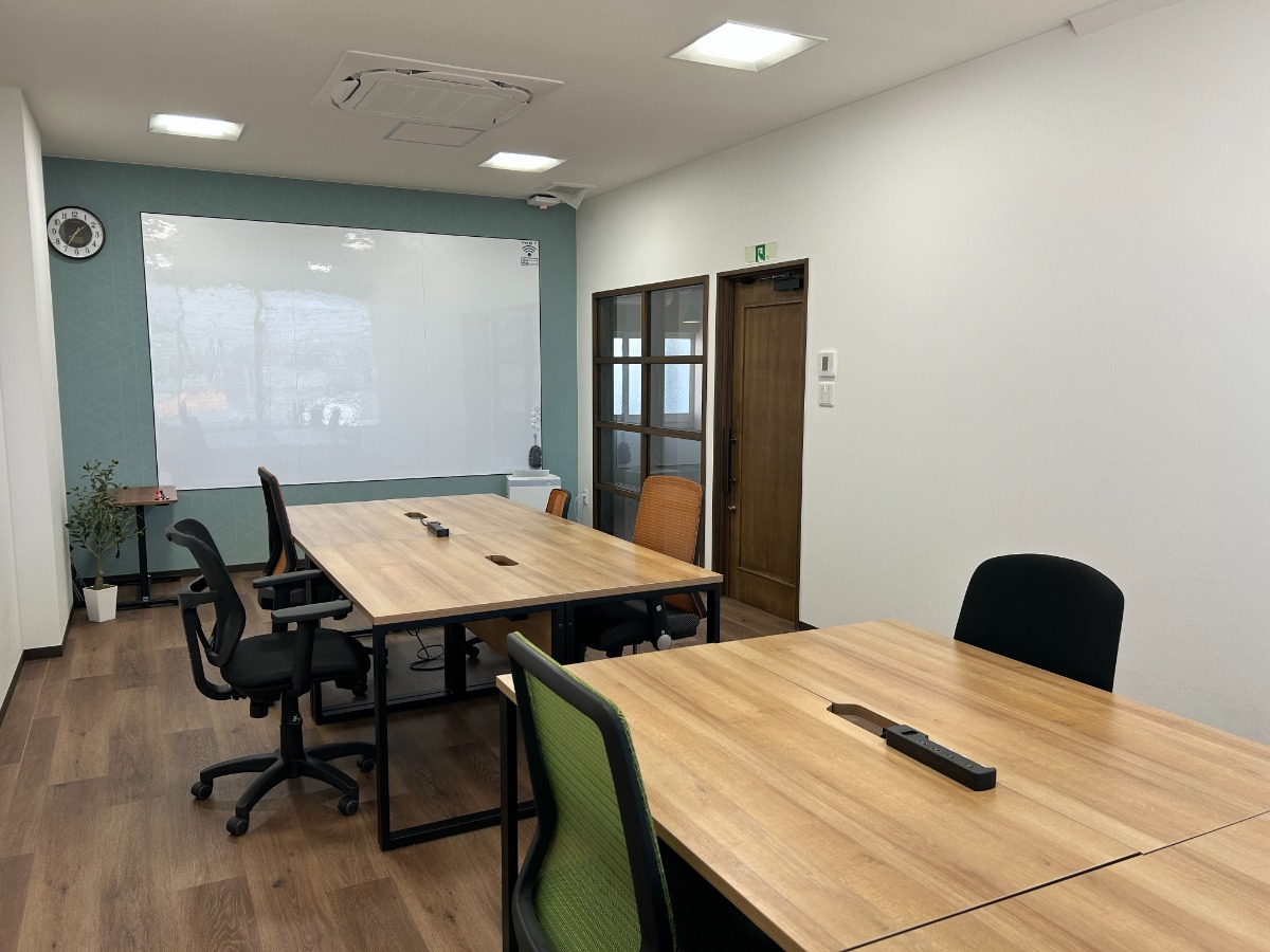 【徳島／うずコワーク】おすすめコワーキングスペース｜仕事・学習・作業効率アップ！JR鳴門駅から徒歩すぐ