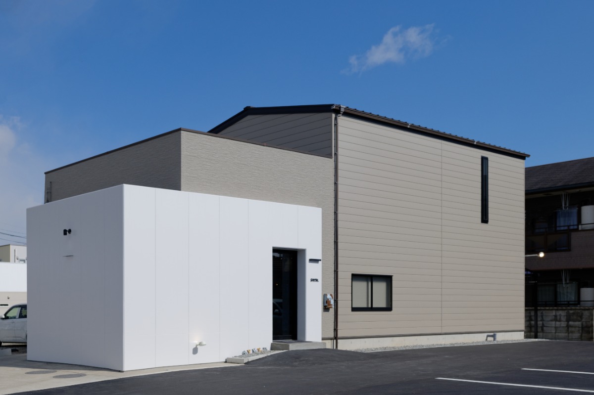 【月イチ＠遊休不動産の利活用研究会】2026年5月22日（金）／天井高6m超の空き倉庫が個性派ヘアサロンに大変身したハナシ