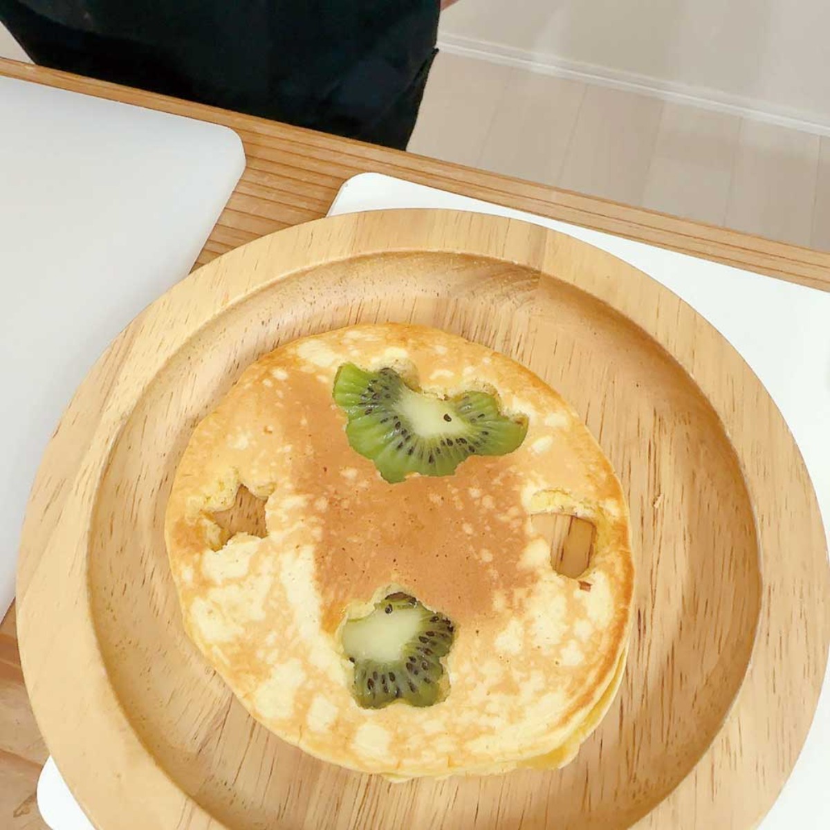 【お料理レシピ】くだものパズルホットケーキ/cotocotoみさき先生の「親子でつくろう!はじめてキッチン」