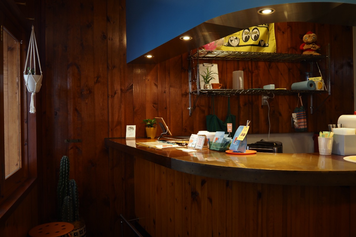 《17STAND》朝8時から営業する自家焙煎コーヒースタンド