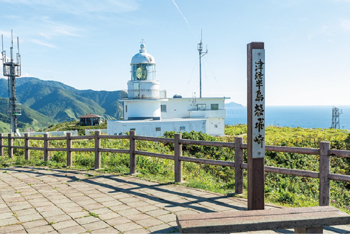 青森県へ！北海道から新幹線やフェリーを使って、二つの半島を満喫