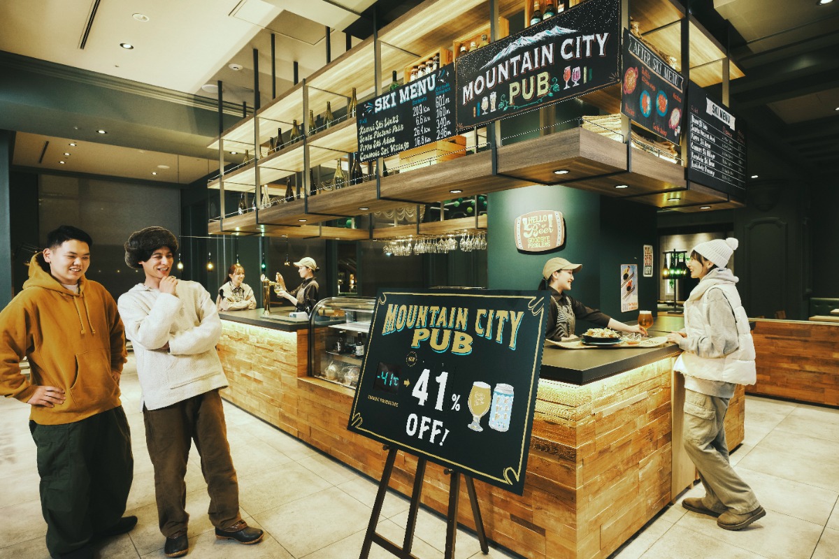 寒さでビールがお得に！OMO7旭川「スキー都市宣言」