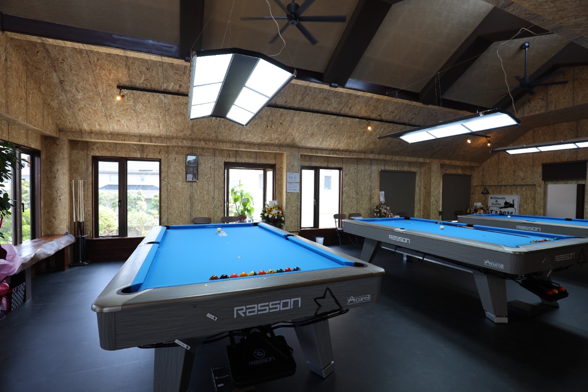 ≪Billiards & Cafés T's base≫ 新登場！ ビリヤードを楽しむ、憩いの場所