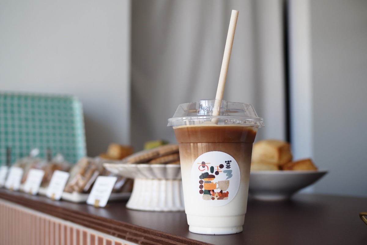 《あぽろ》ドリンクとお菓子、両方が主役のテイクアウト専門店が誕生