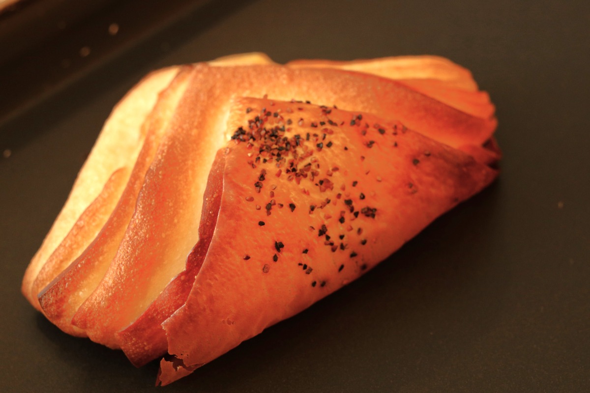 【徳島パン部／クチコミベーカリー】リュスティック（板野郡藍住町）ザクザクのクロワッサン生地からなるデニッシュに注目！