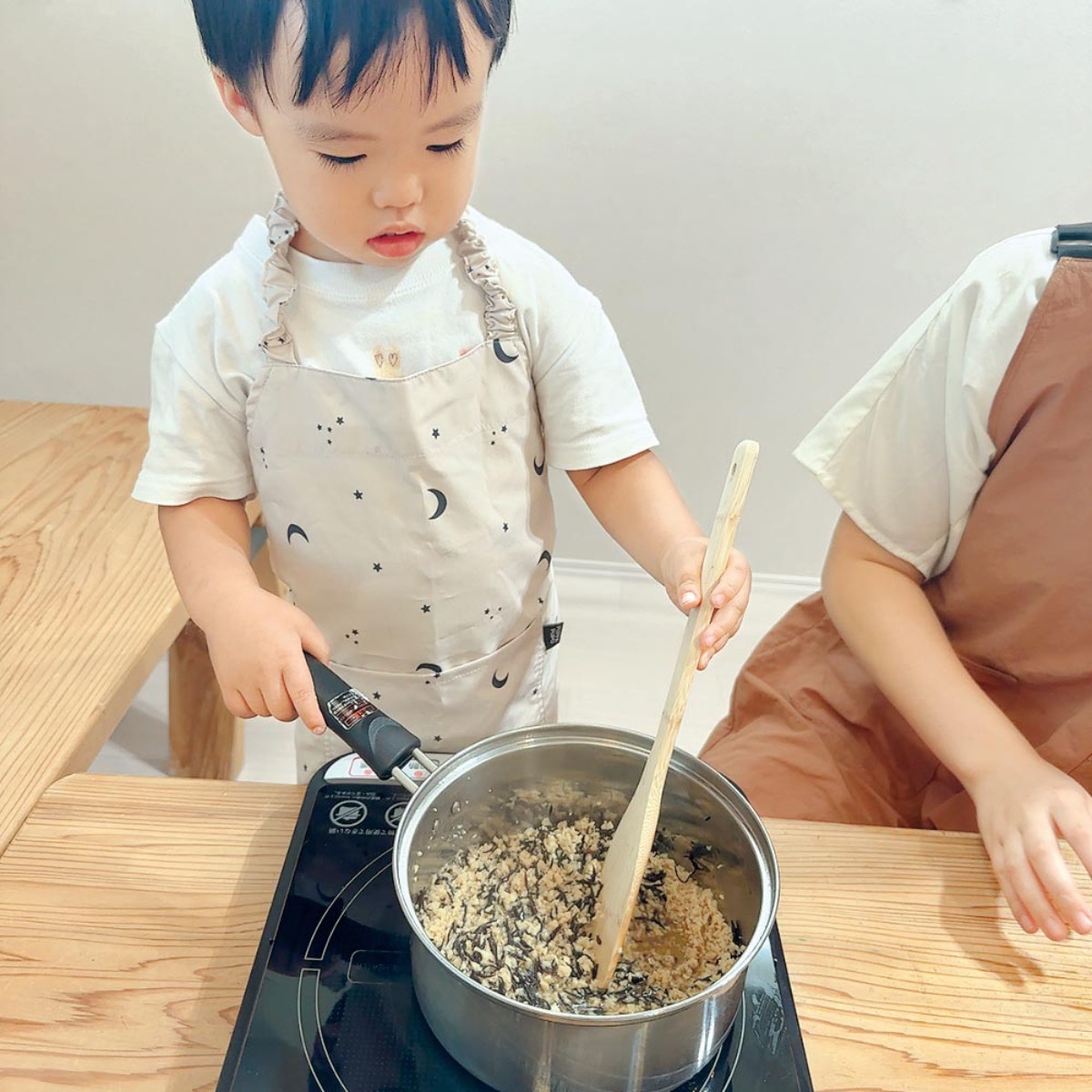 【お料理レシピ】高野豆腐そぼろのチャーハン/cotocotoみさき先生の「親子でつくろう!はじめてキッチン」