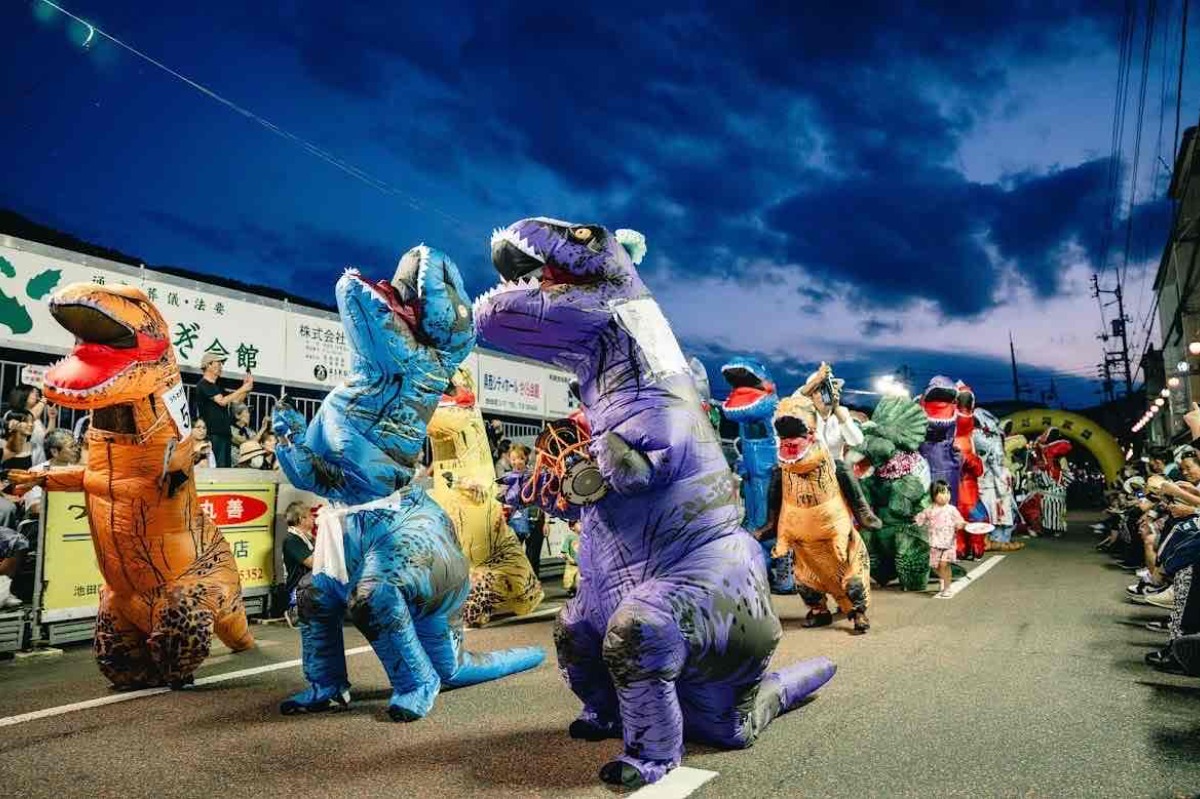 【徳島イベント情報2025】8/16|ティラノ阿波踊り