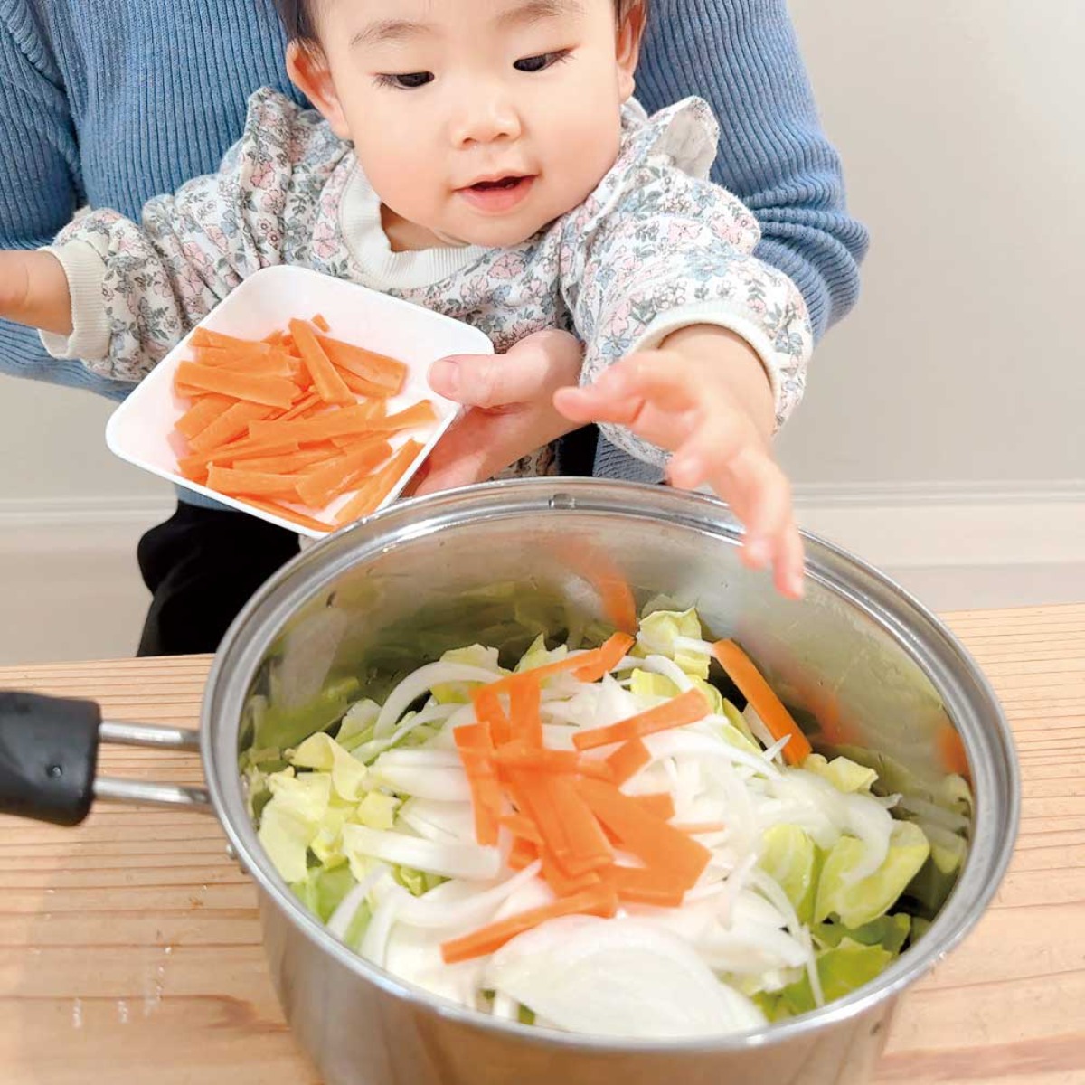 【お料理レシピ】鶏だんごと春野菜の春雨スープ／cotocotoみさき先生の「親子でつくろう！はじめてキッチン」