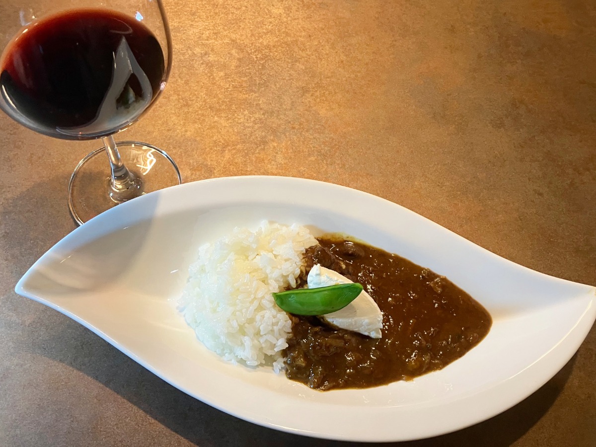 《Restobar  冨町倶楽部ちょっと気の利いた大人のファミレス