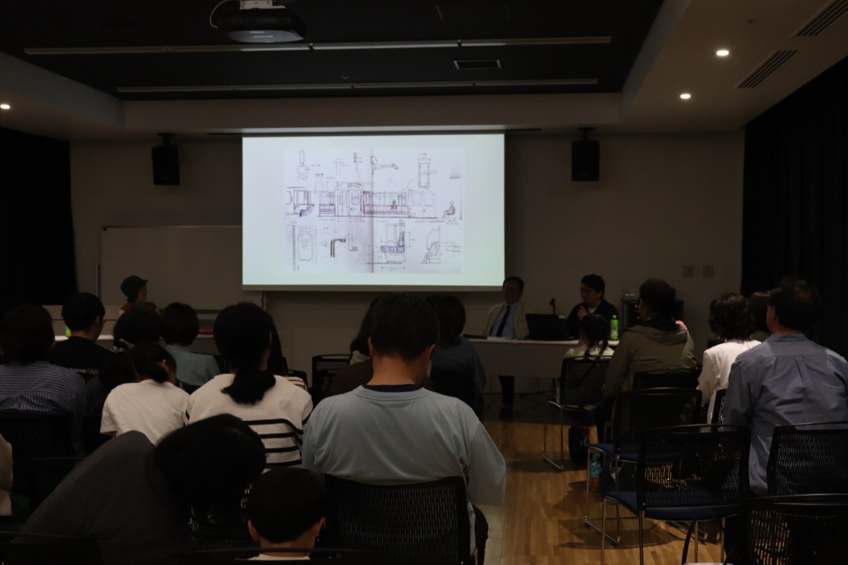 【インタビュー／児童文学作家・くすのきしげのりさん＆絵本作家・こがめたくさん】徳島出身どうしの共作『あの、ここ どうぞ。』トークショー開催レポ・原画展は5/17まで！