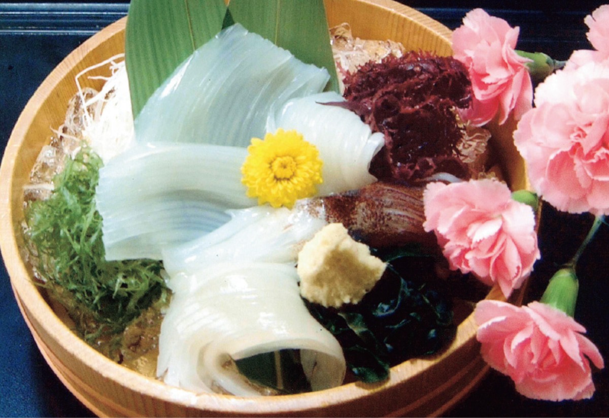 積丹絶景&グルメ旅!魅惑のシャコタンブルーと食の宝庫