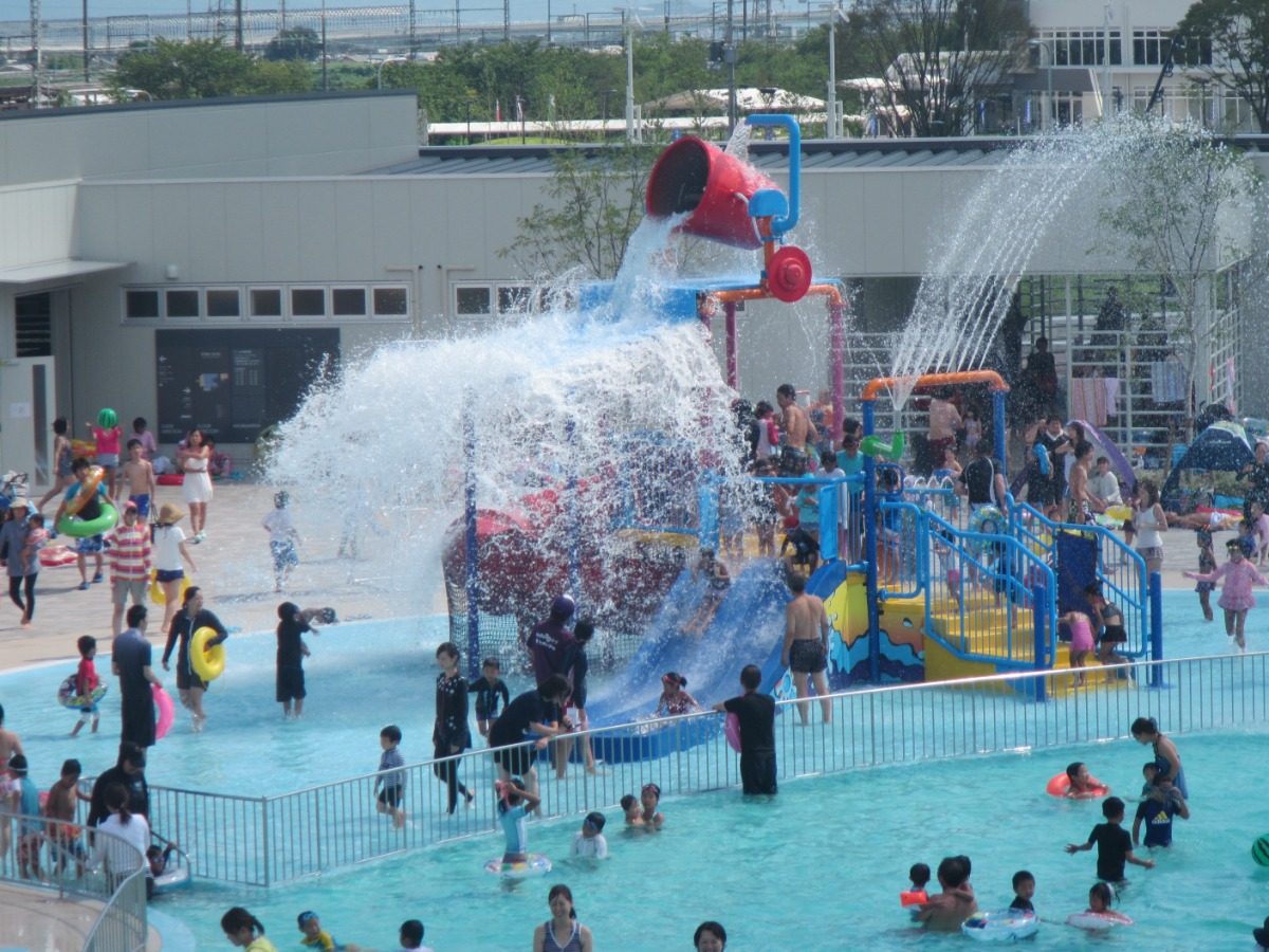 夏の終わりに全力で遊ぼう!奈良県大和郡山市の「まほろば健康パークファミリープールで1日限りの水遊びフェス!【WATER PARTY! in FAMILY POOL】