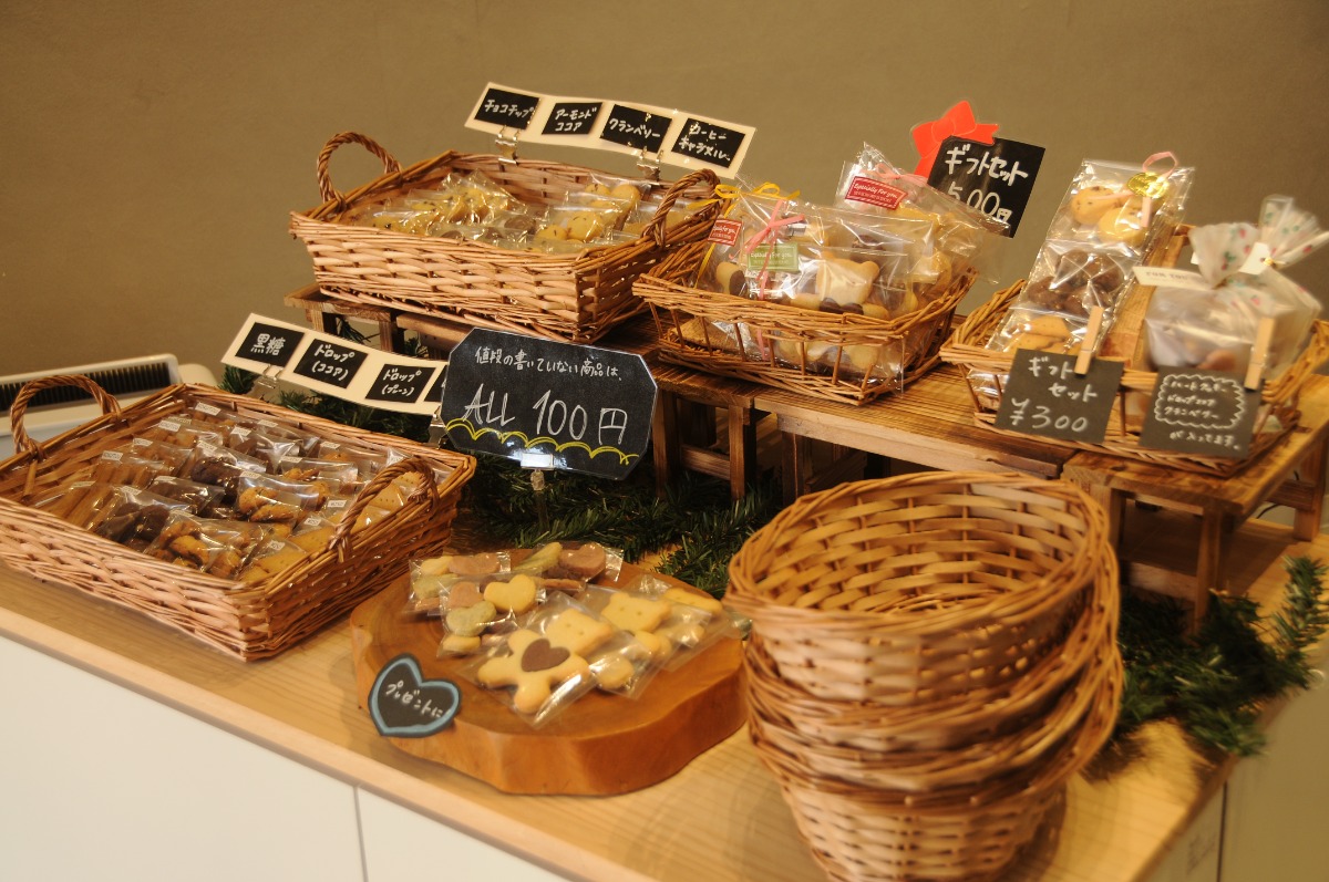 【新店】奈良市にできた手作りクッキーとバウムクーヘンのお店｜ぽすと＆たっくんのお菓子屋さん