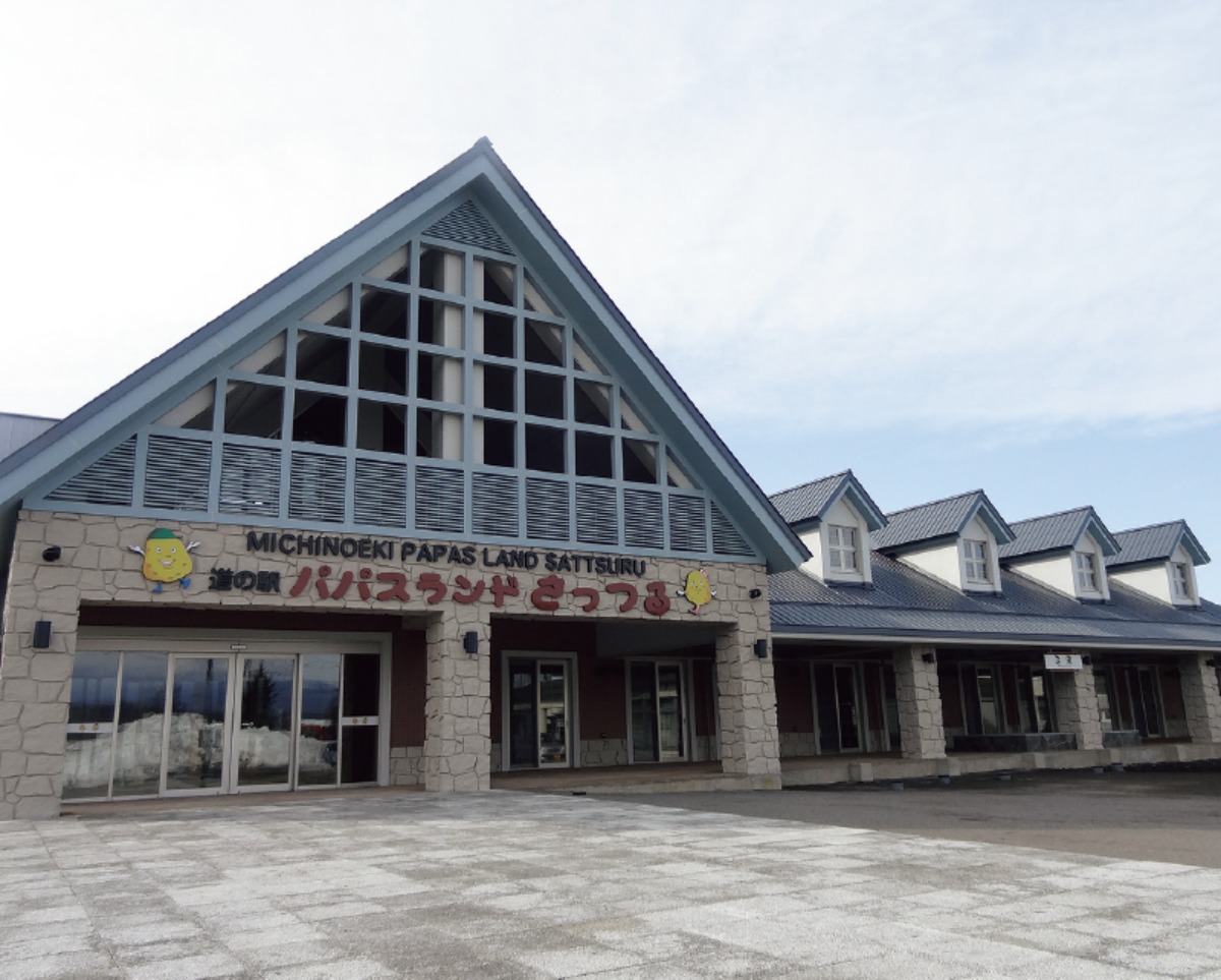 キャンプやトレイルが人気の、 斜里岳を望む自然豊かなまち「清里町」｜北海道大人の旅ガイド2025