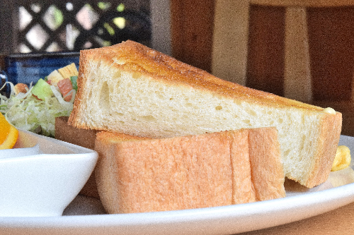 【カフェ サンウッド／山添村】自然に囲まれたカフェで焼きたてトーストのモーニングを