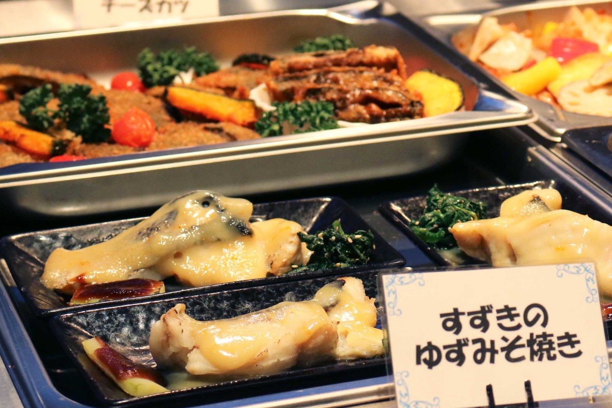 《ジャズミン》一度では味わいきれない！通うほどに愛されるお店