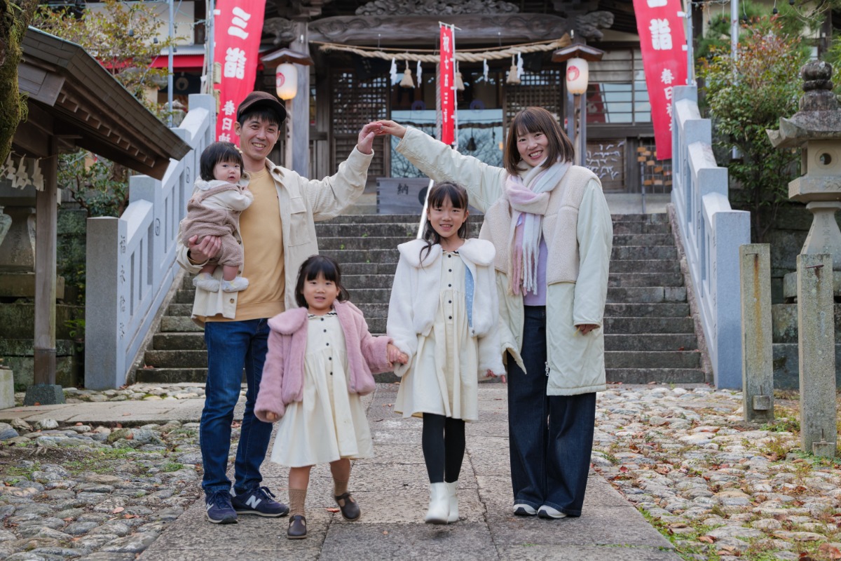 【ワイヤー最新号】徳島の子育てお役立ち情報満載2026年1月号！「初詣＆イルミネーションスポット」「おやCHU特別編」 andmore！