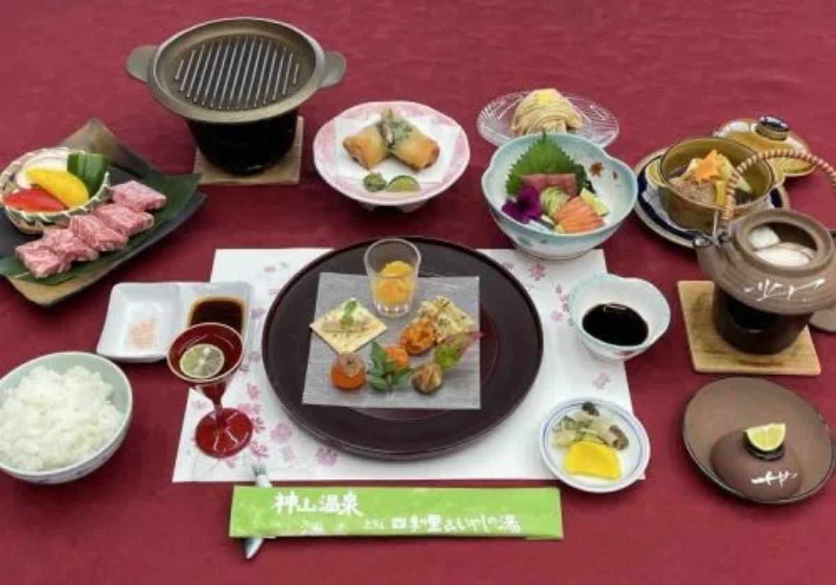 【旬トピWIDE】 自然に抱かれた風情たっぷりの温泉と郷土の味わいに癒やされる宿 