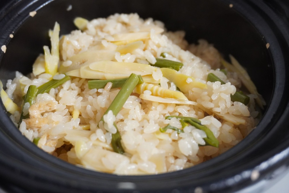 ポタジェ|春を味わう「ワラビ」料理と、庭でも育ててみよう!