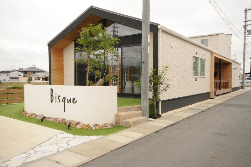 遊びたい子集合!キッズスペースがある子ども服専門店【Bisque(ビスク)/大和高田市】