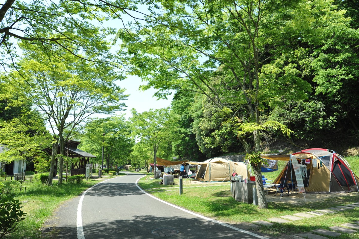 徳島のキャンプ場おすすめ７選。香川・愛媛・高知のキャンプ場も18施設紹介！四国のキャンプ場でファミリーキャンプ始めよう♪2022年春更新！