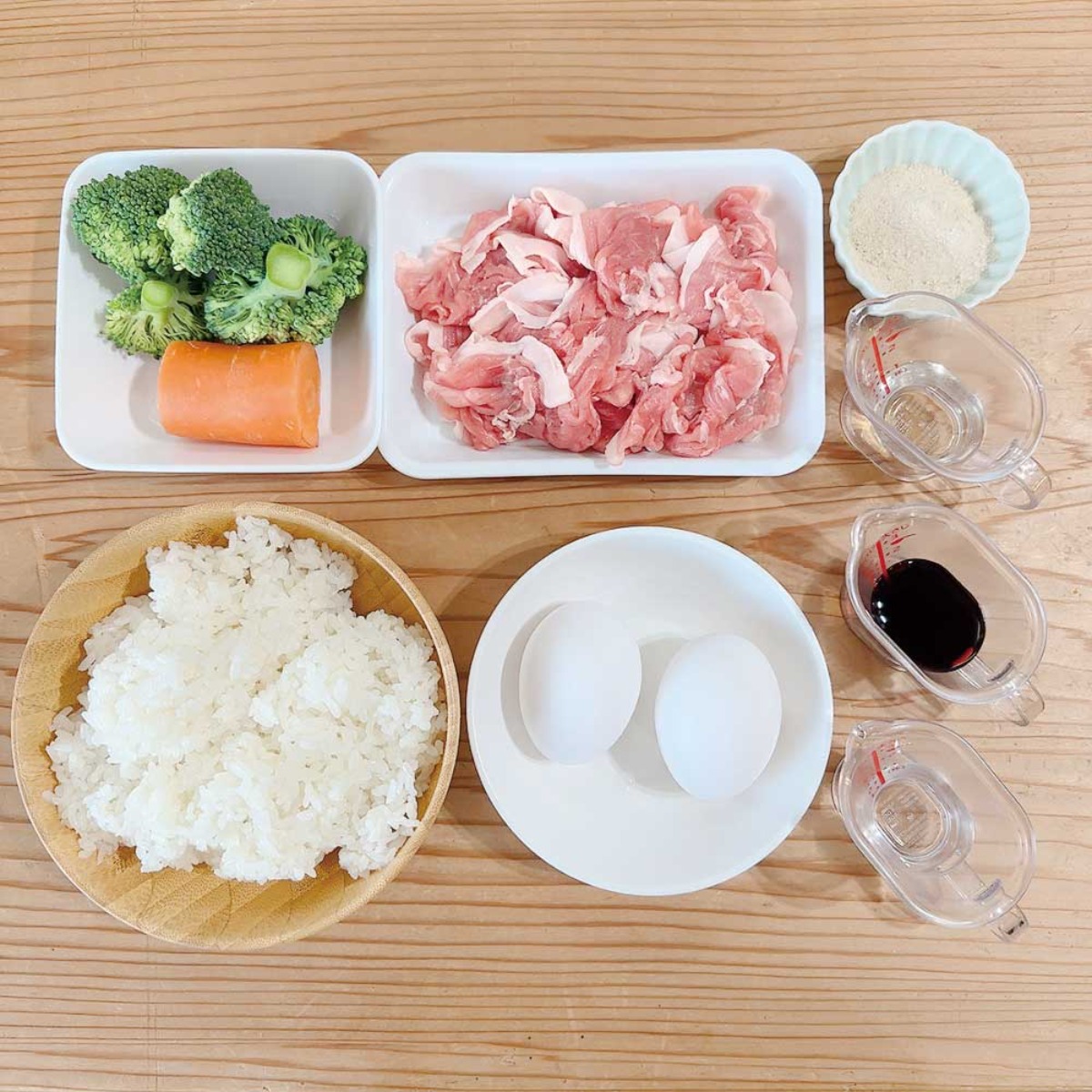 【お料理レシピ】お肉でお祝いケーキ/cotocotoみさき先生の「親子でつくろう!はじめてキッチン」