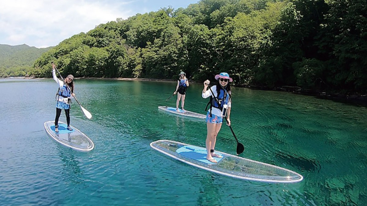 夏の千歳・支笏湖へ！透明度を誇る湖と、アクティビティや温泉が人気