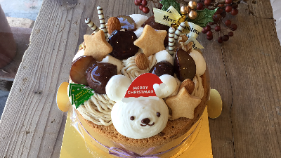 ふんわりしっとりシフォンケーキ専門店のかわいいクリスマスケーキ【シフォンのお店PUKKU（プック）／奈良市】