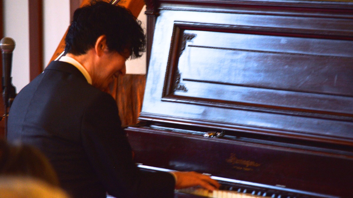 【奈良ホテル】120年前に誕生した「ピアノ」を修理へ！「アインシュタイン博士」も弾いたピアノの修理前の演奏会の模様をお届け