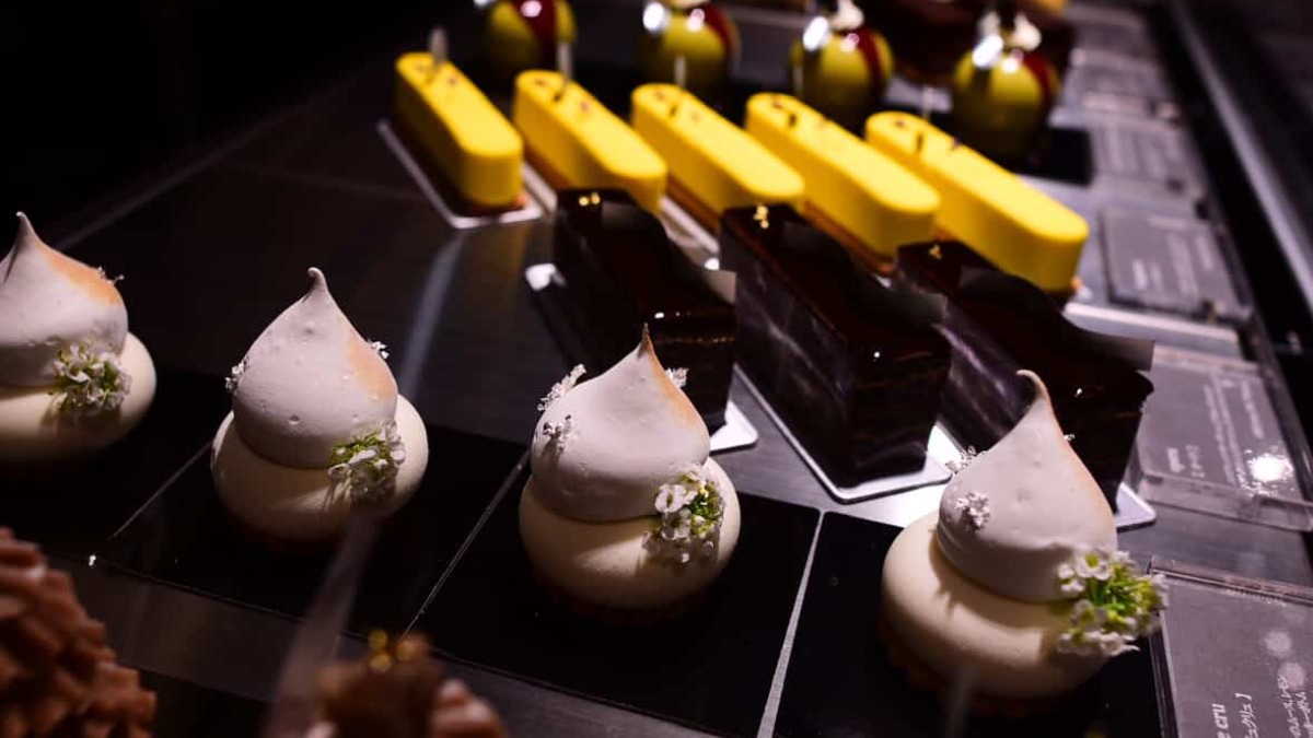 JR三郷駅近くに「Kissのように甘く、奇数のように尖った」ケーキ屋『2n+1（キスウ）』がオープン！【三郷町】