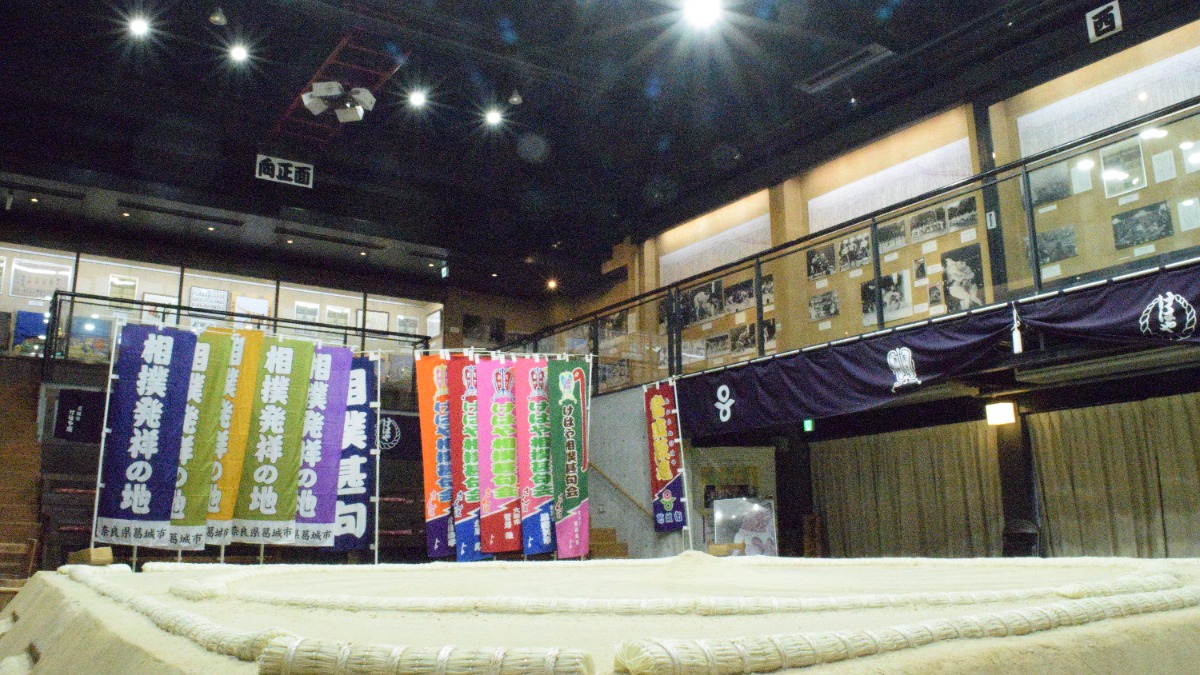 【相撲】「土俵にも上がれる」奈良県の相撲資料館で「力士手形展」を開催　一番大きな手の持ち主は？【葛城市相撲館（けはや座）】