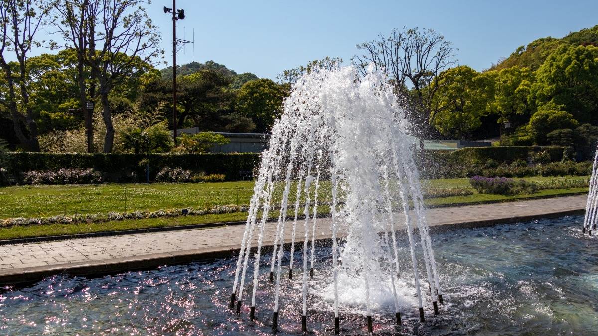 8月21日は「噴水の日」。噴水広場のある公園で涼をとろう【奈良県的今日は何の日】