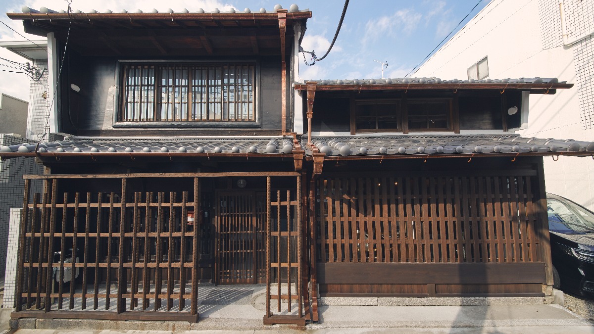 築100年の奈良町家に、暮らすように泊まる【西村邸｜奈良市】